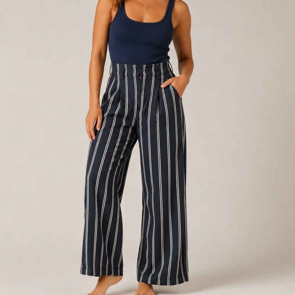 Express Wide Leg High Rise Pants Womens 6 Blue White Striped Pleated Trousers
